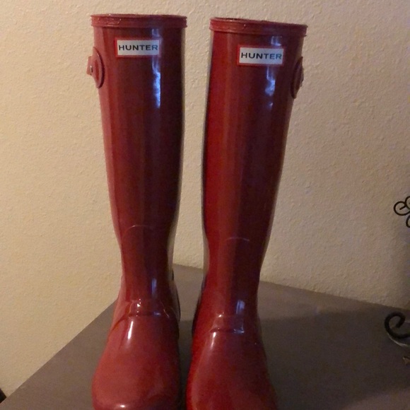 Red tall hunter boots - Picture 1 of 3